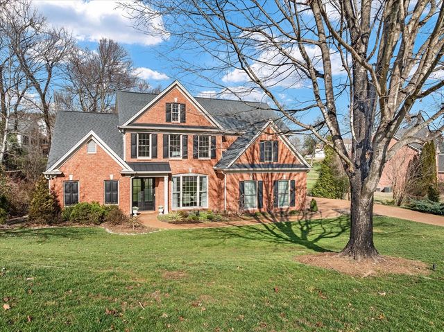 9526 Fayette Dr, Brentwood, TN 37027