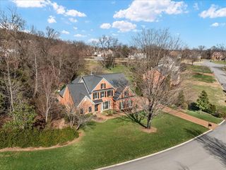 9526 Fayette Dr, Brentwood, TN 37027