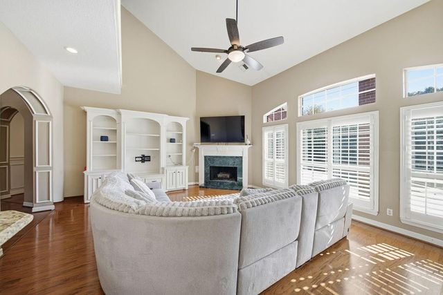 5811 Desert Oak Way, Spring, TX 77379