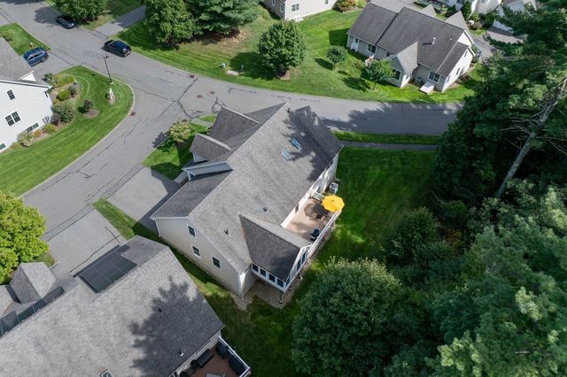 20 Bridge Rd 31, Northampton, MA 01062
