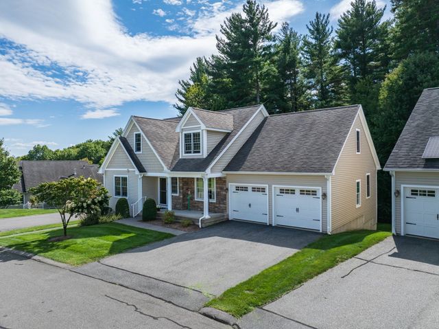 20 Bridge Rd 31, Northampton, MA 01062