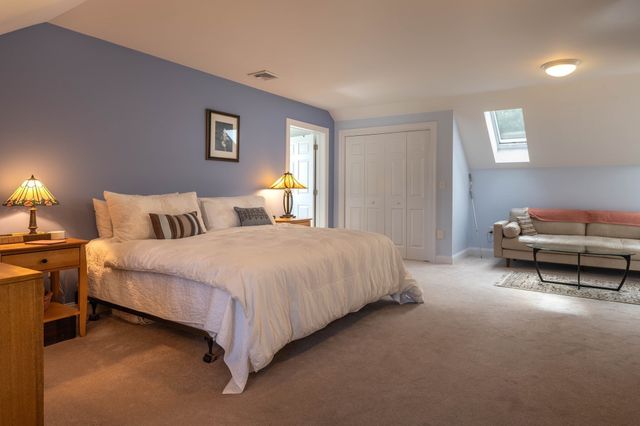 20 Bridge Rd 31, Northampton, MA 01062