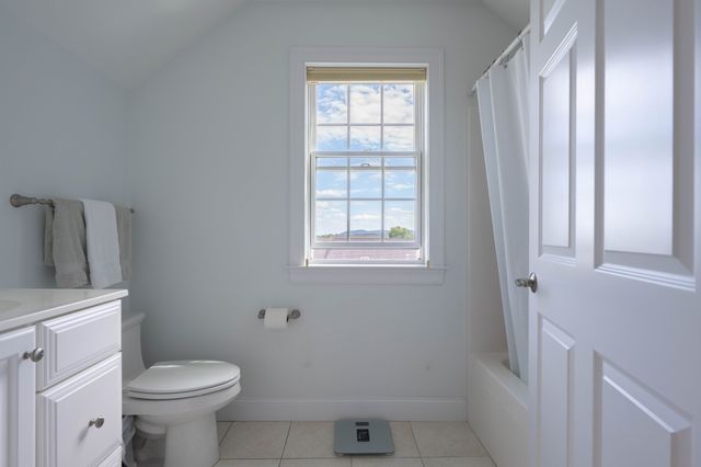 20 Bridge Rd 31, Northampton, MA 01062