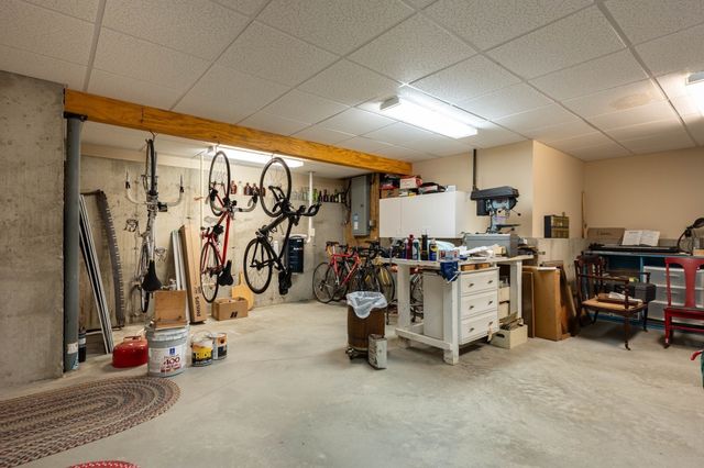 20 Bridge Rd 31, Northampton, MA 01062