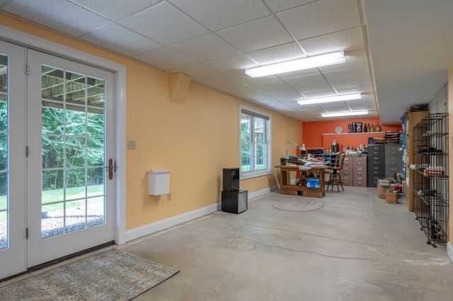 20 Bridge Rd 31, Northampton, MA 01062