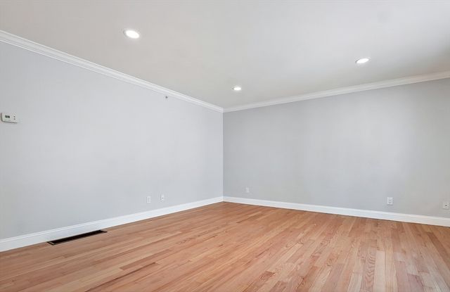 861 Washington St 2, Canton, MA 02021
