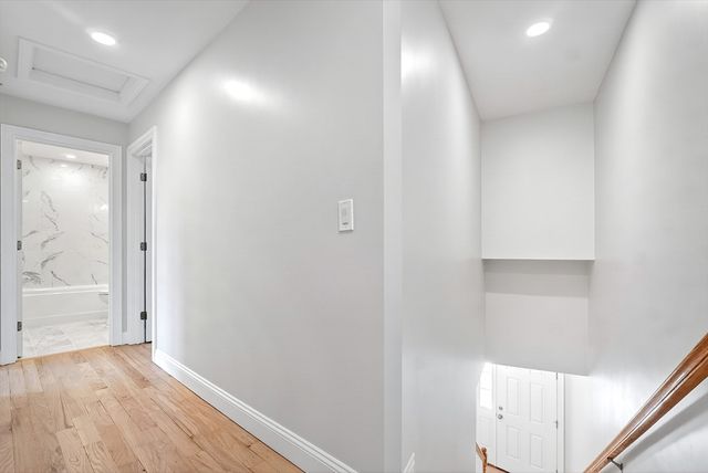 861 Washington St 2, Canton, MA 02021