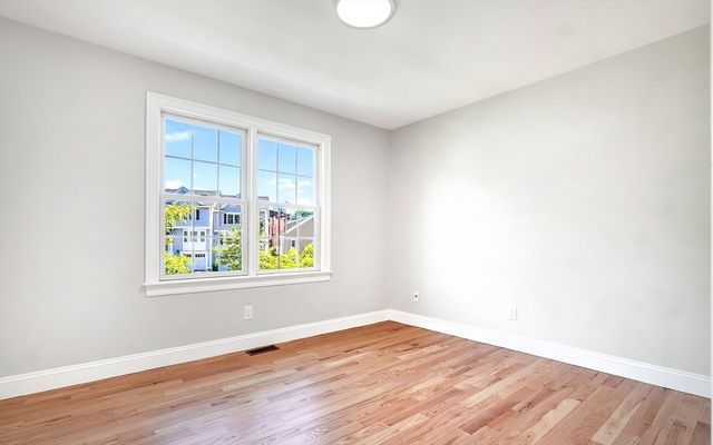 861 Washington St 2, Canton, MA 02021