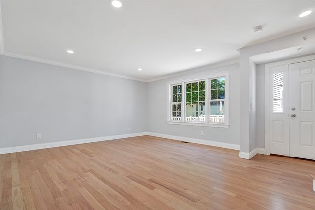 861 Washington St 2, Canton, MA 02021