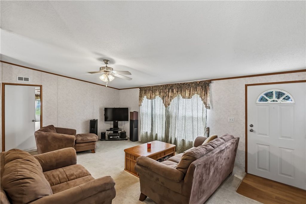 102 Windwood Circle, Somerville, TX 77879 — photo 5