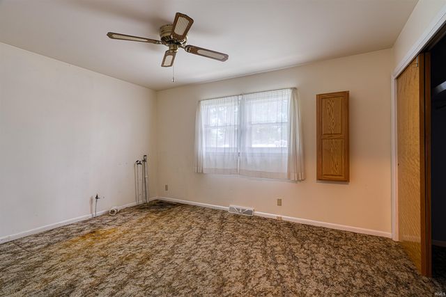 20 W HIGHWAY 62, Mount Vernon, IN 47620