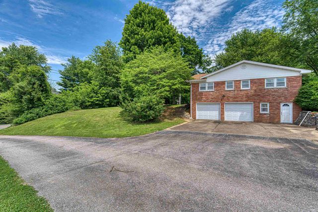 20 W HIGHWAY 62, Mount Vernon, IN 47620