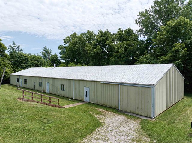 20 W HIGHWAY 62, Mount Vernon, IN 47620
