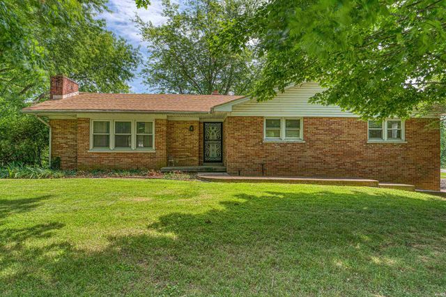 20 W HIGHWAY 62, Mount Vernon, IN 47620
