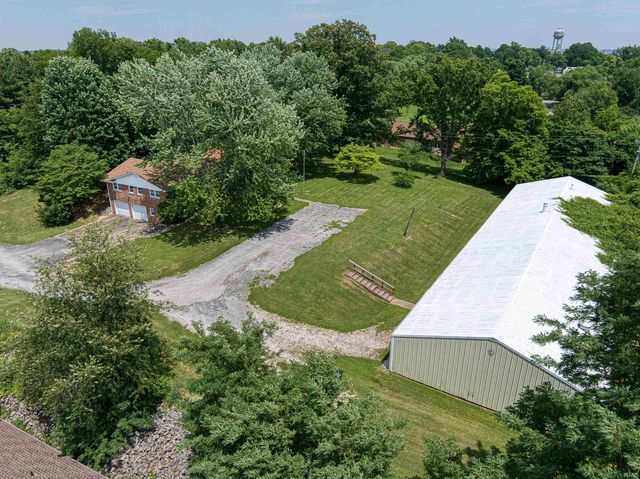 20 W HIGHWAY 62, Mount Vernon, IN 47620