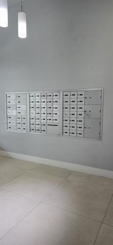 7280 SW 90th St 601, Miami, FL 33156