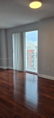 7280 SW 90th St 601, Miami, FL 33156