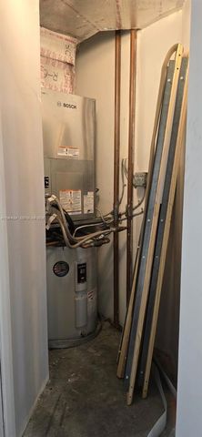 7280 SW 90th St 601, Miami, FL 33156