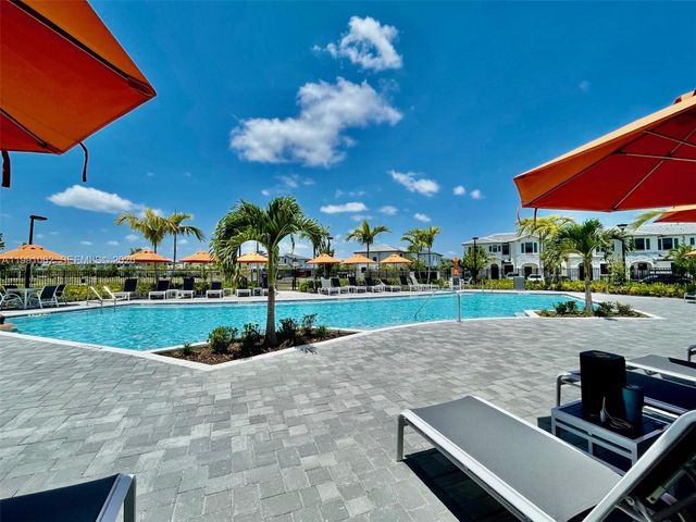 28562 SW 134th Ct, Miami, FL 33033