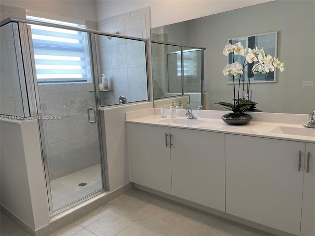 28562 SW 134th Ct, Miami, FL 33033