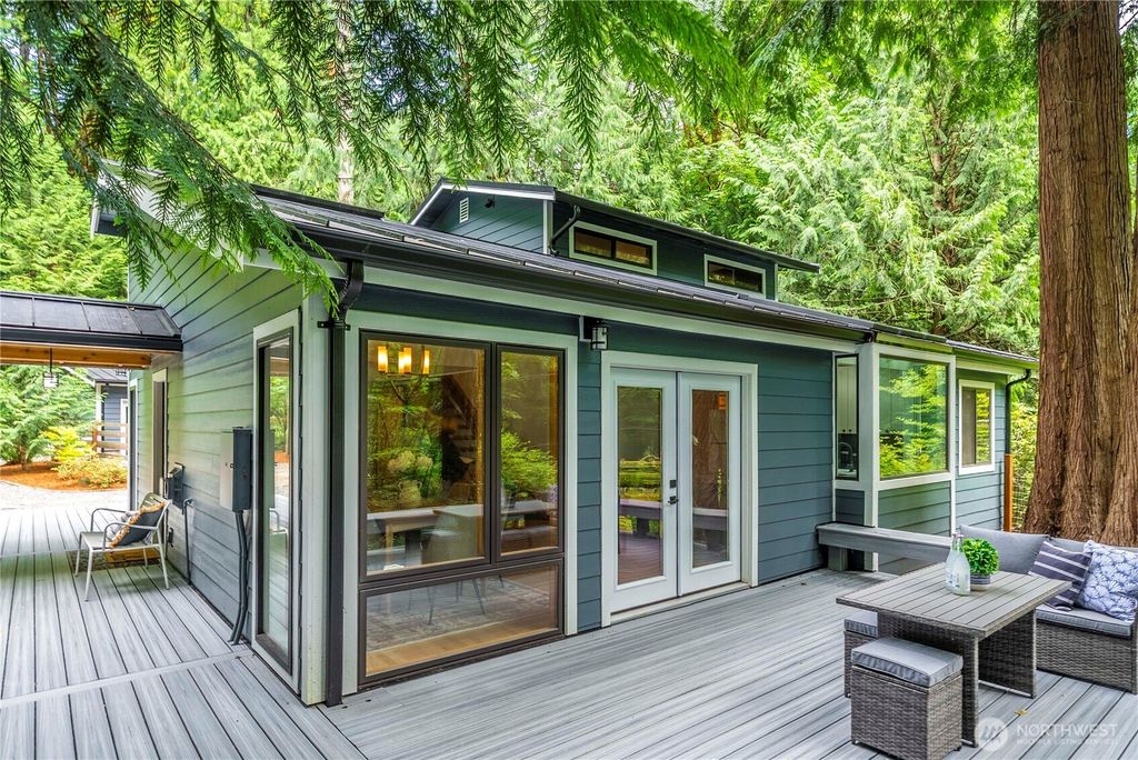 5150 NE North Tolo Road, Bainbridge Island, WA 98110