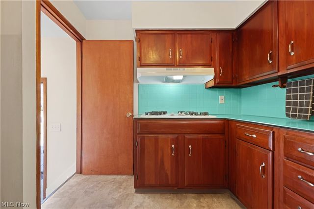 4003 Kenneth Road, Stow, OH 44224