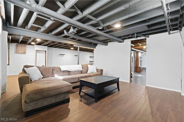 4003 Kenneth Road, Stow, OH 44224