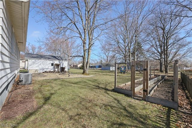 4003 Kenneth Road, Stow, OH 44224