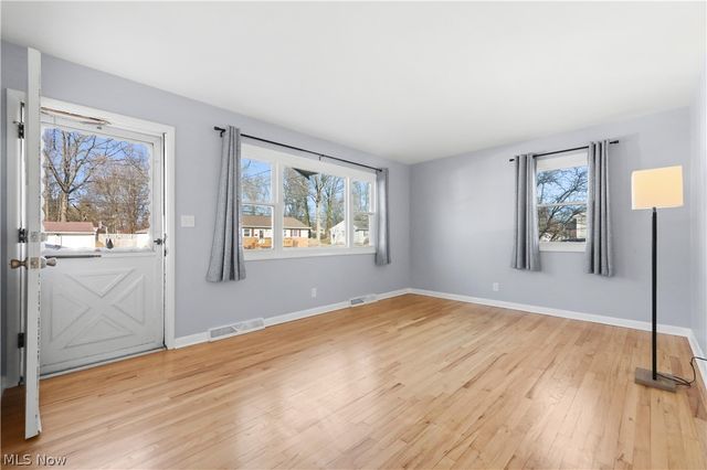 4003 Kenneth Road, Stow, OH 44224