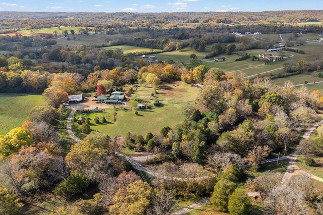 150 Nolen Cir, Gallatin, TN 37066