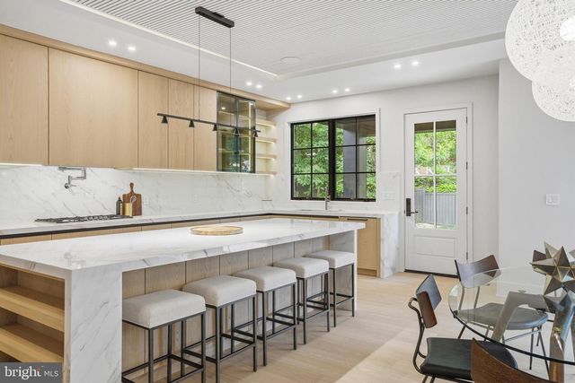 1303 ELSINORE AVE, Mclean, VA 22102
