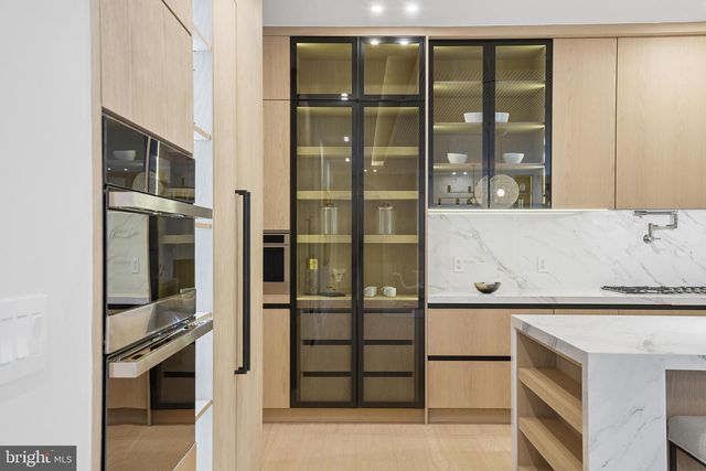 1303 ELSINORE AVE, Mclean, VA 22102