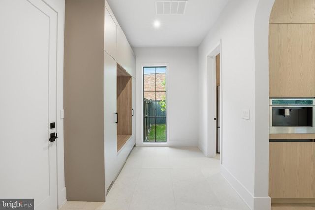 1303 ELSINORE AVE, Mclean, VA 22102
