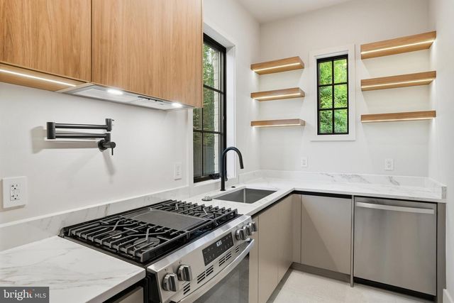 1303 ELSINORE AVE, Mclean, VA 22102