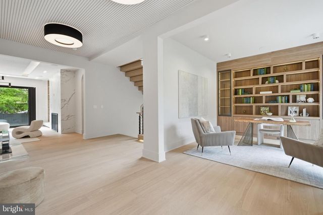 1303 ELSINORE AVE, Mclean, VA 22102