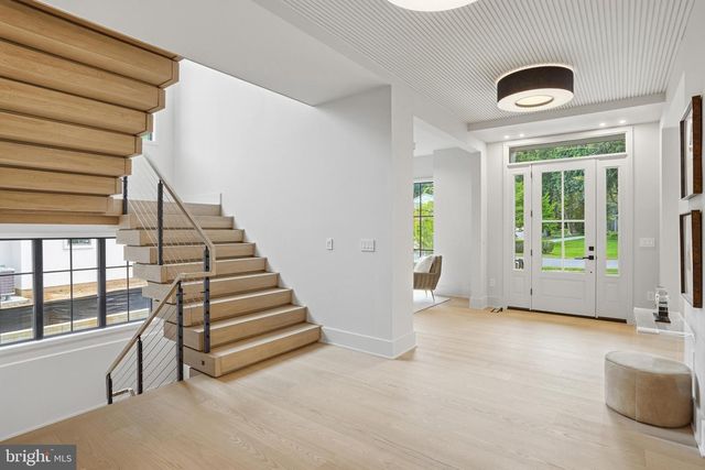 1303 ELSINORE AVE, Mclean, VA 22102