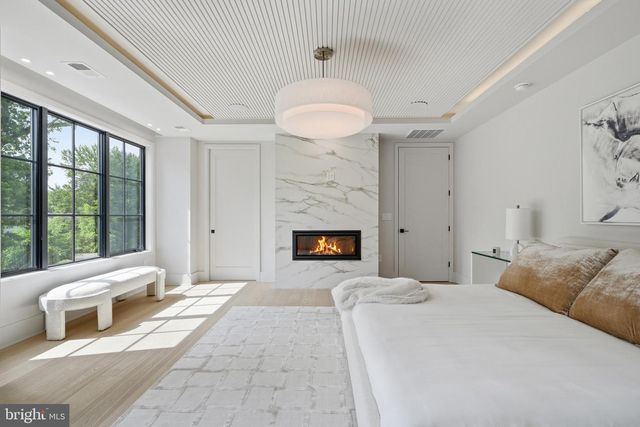 1303 ELSINORE AVE, Mclean, VA 22102