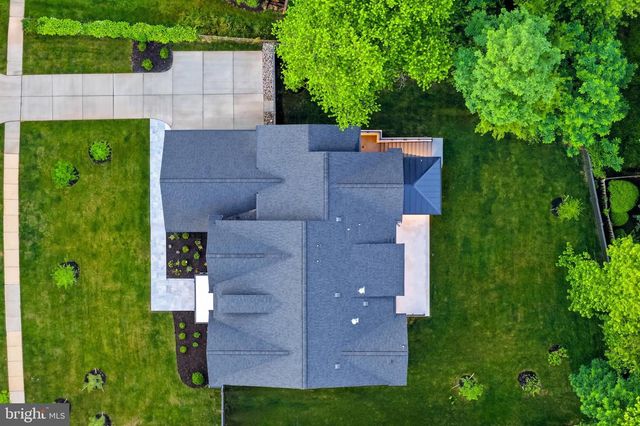 1303 ELSINORE AVE, Mclean, VA 22102