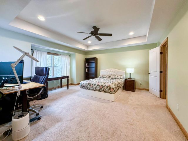 3655 Stone Point Drive NE, Rochester, MN 55906