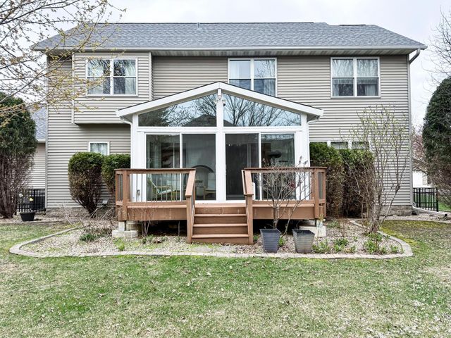 3655 Stone Point Drive NE, Rochester, MN 55906