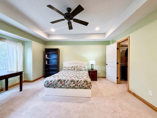 3655 Stone Point Drive NE, Rochester, MN 55906