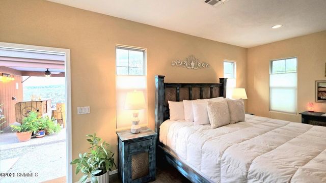 3225 Sundown Road, Las Cruces, NM 88011