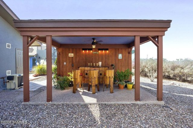 3225 Sundown Road, Las Cruces, NM 88011