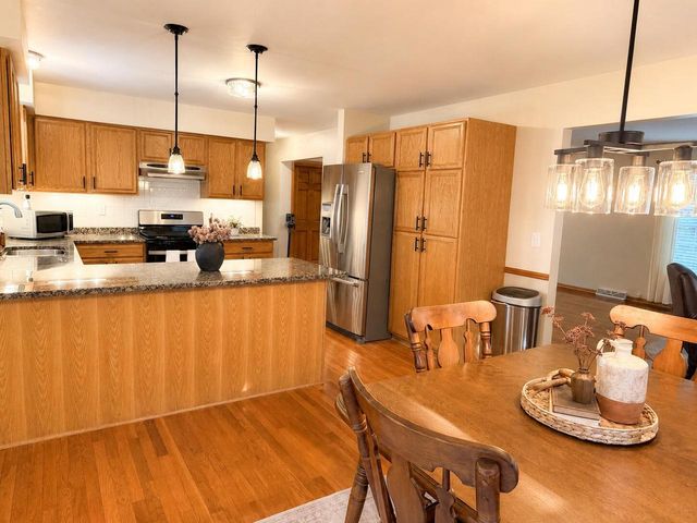 15130 W Burleigh ROAD, Brookfield, WI 53005