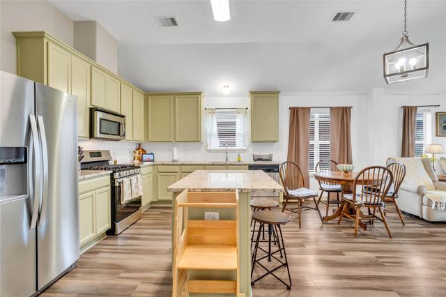 2205 Zavalla Drive, Deer Park, TX 77536