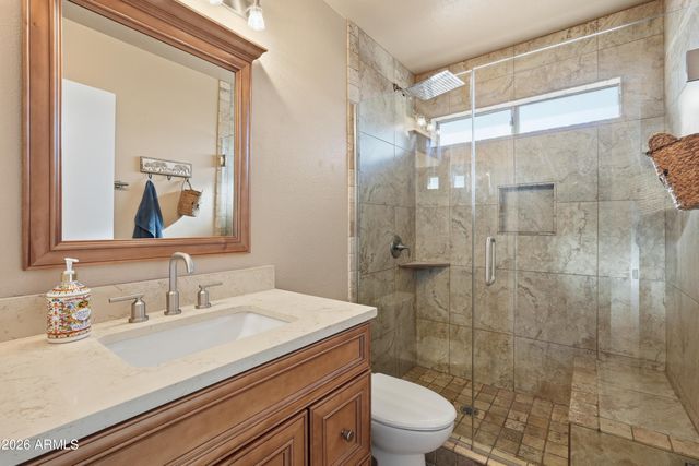 3151 W BETTY ELYSE Lane, Phoenix, AZ 85053