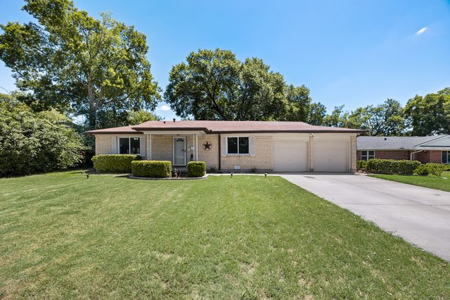 404 E Alexander Lane, Euless, TX 76040