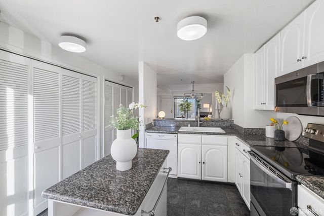 601 Van Ness Avenue 39, San Francisco, CA 94102