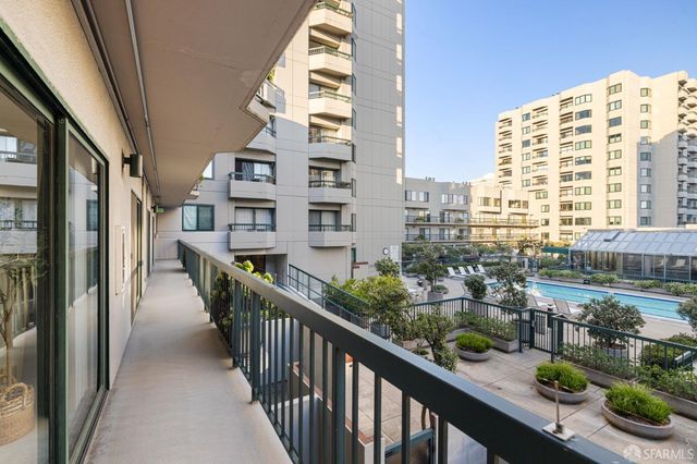 601 Van Ness Avenue 39, San Francisco, CA 94102