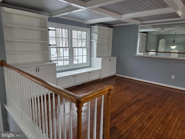 8004 GRACIE DR, Manassas, VA 20112